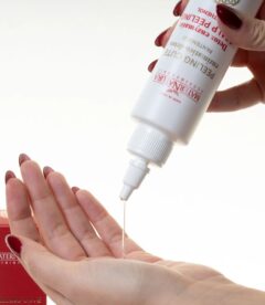 Peeling enzimatic anti age MaterNatura 150ml  pentru scalp, detox, antioxidant cu probiotice, niacinamida si pantenol, purificare, hidratare, echilibrare microbiota, exfoliere delicata si ingrijire scalp, eco bio organic
